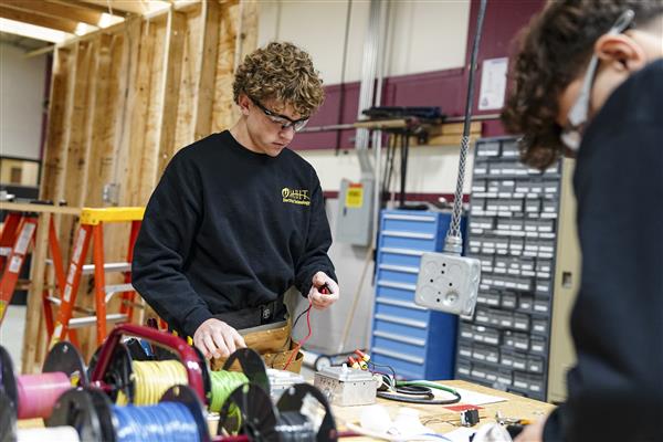 Electrical Technology students working in lab